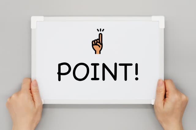 「point!」と書かれたホワイトボード
